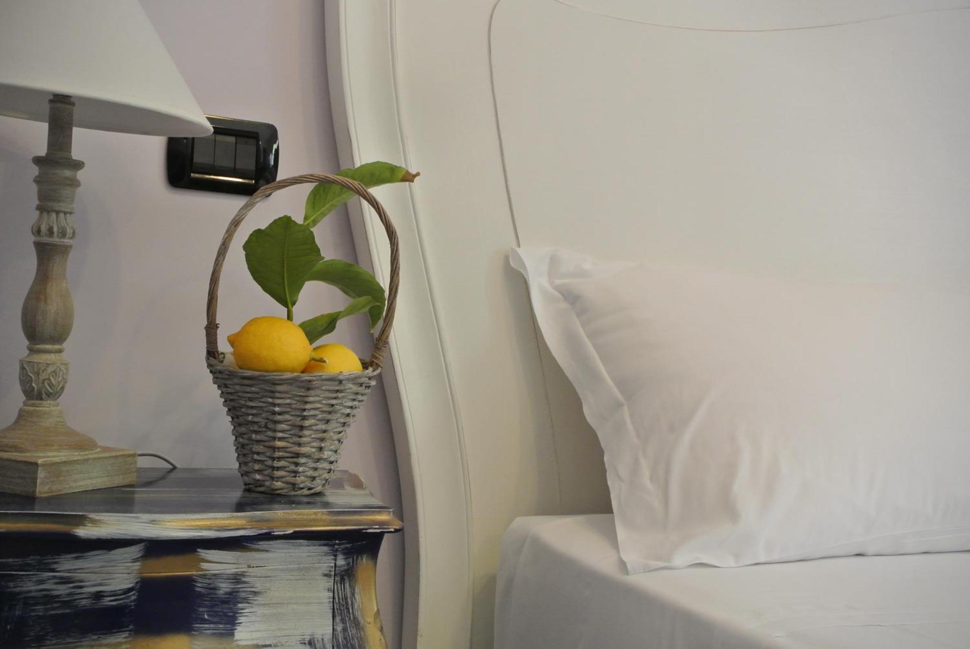Il Giardino Del Te Hotel Barletta Værelse billede